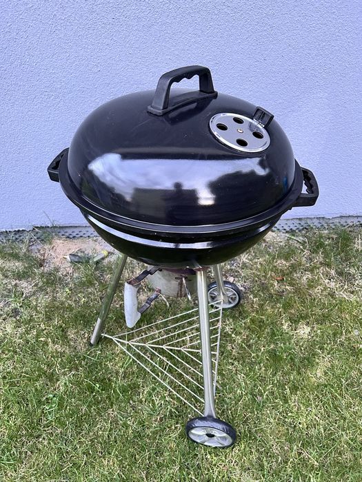 Grill węglowy zamykany