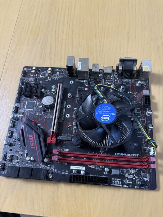 Płyta główna MSI B360M GAMING PLUS + CPU procesor Intel i5-9400f, zestaw