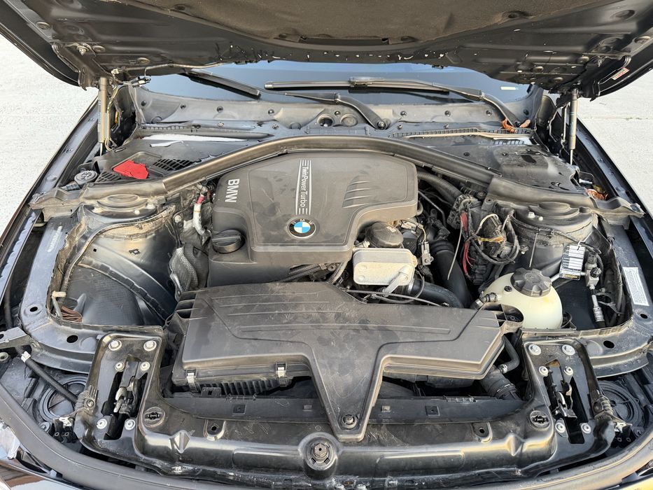BMW f30 2012 328i задній привід