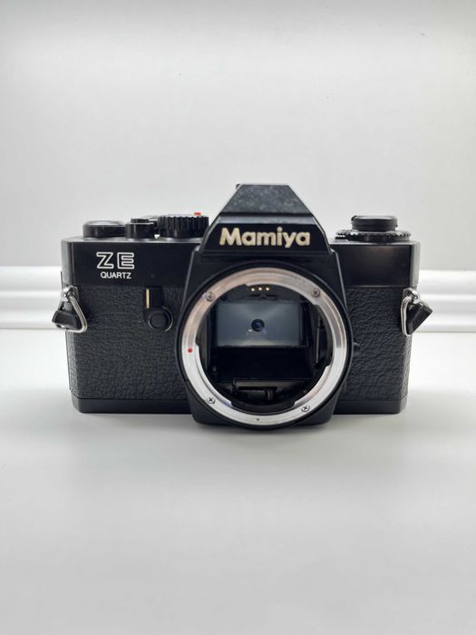 Mamiya ZE Quartz