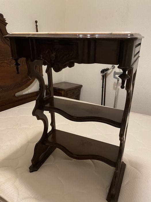 Mesa de apoio antiga