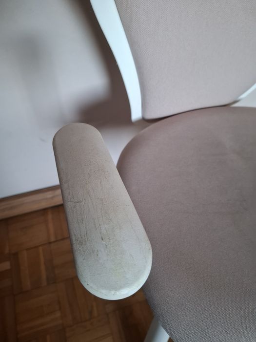 Fotel dziecięcy obrotowy do biurka