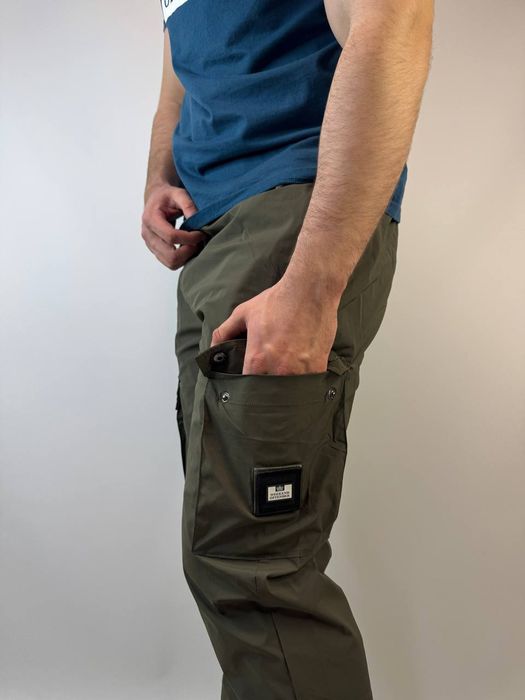 Weekend Offender Cargo Nylon  Khaki