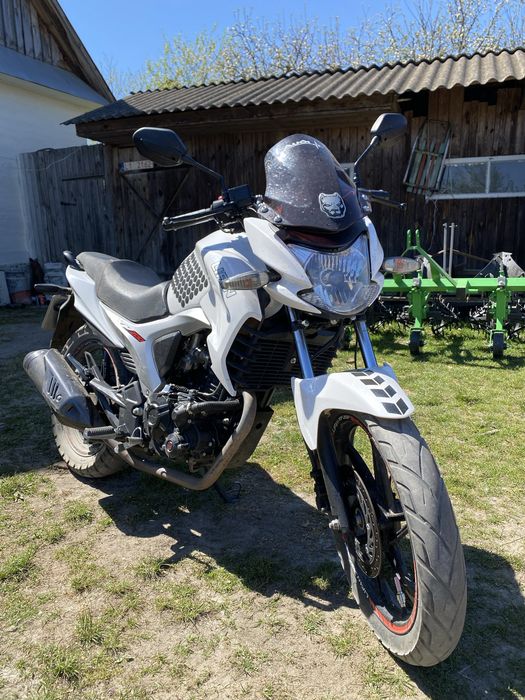 Продам ліфан кп 200
