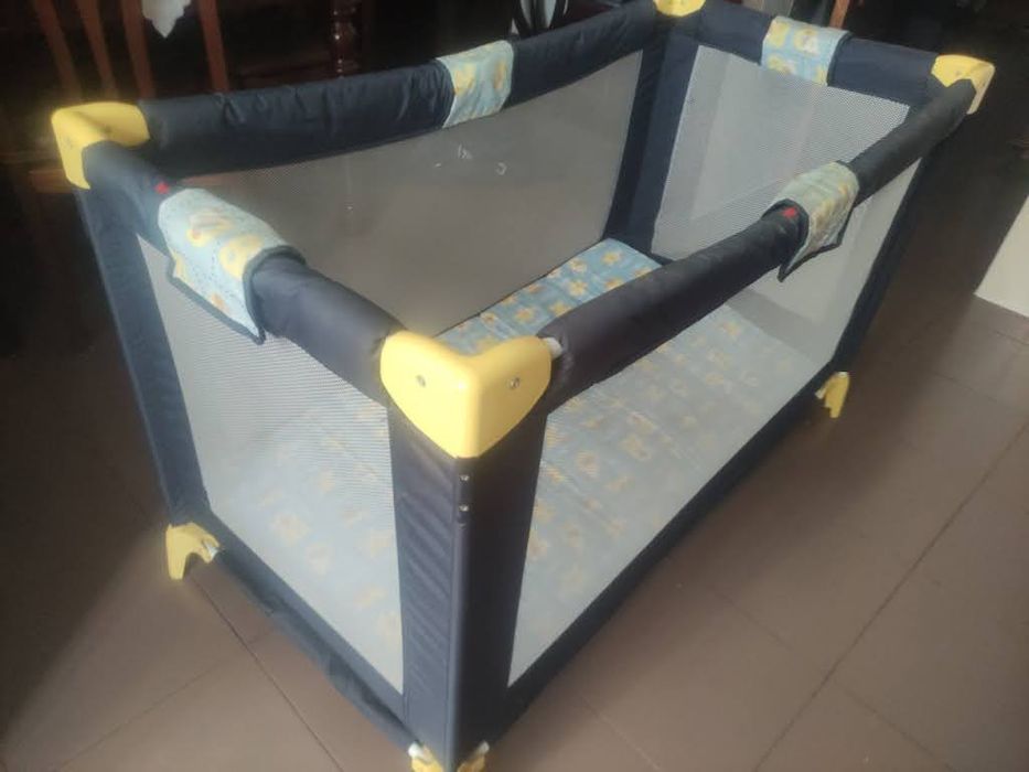 Berço de criança prático para viagens