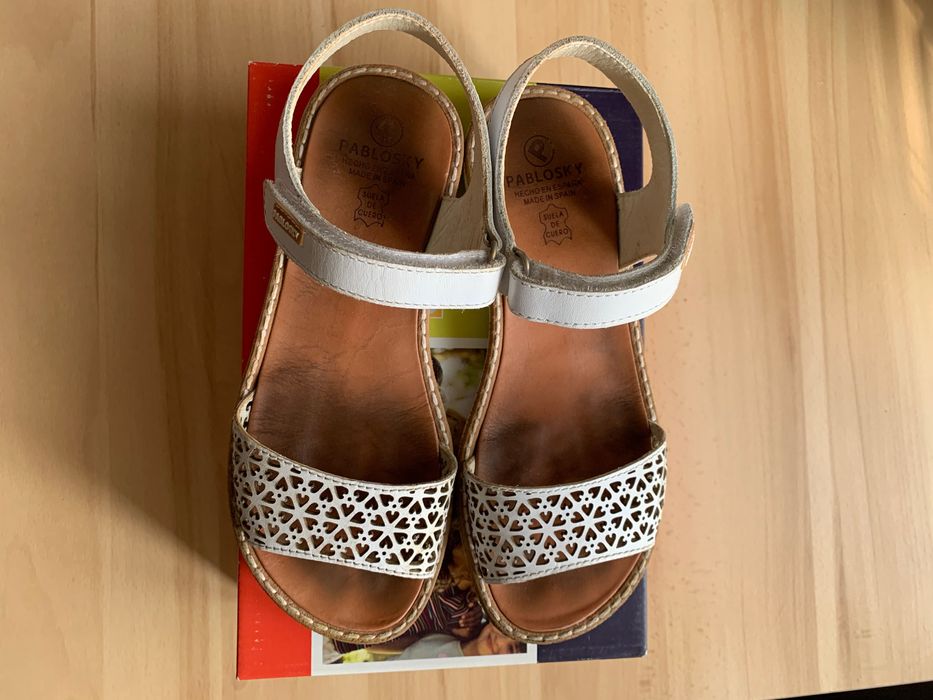 Босоніжки на дівчинку Pablosky