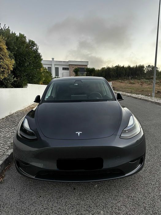 Tesla Mod Y 2023 — photo 3
