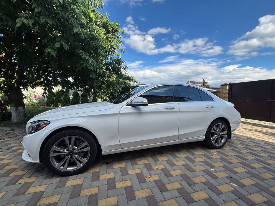Mercedes-Benz c300 2015