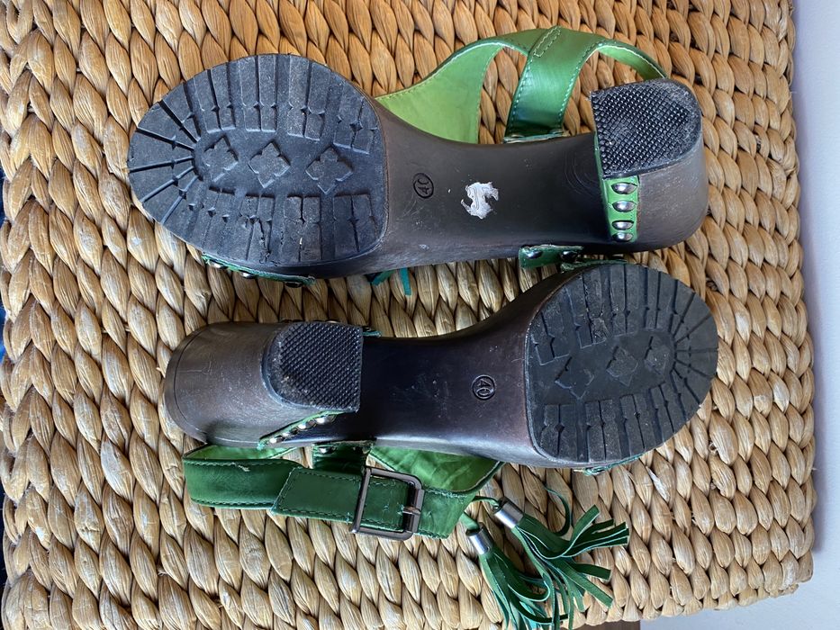 Sandálias verdes Loft