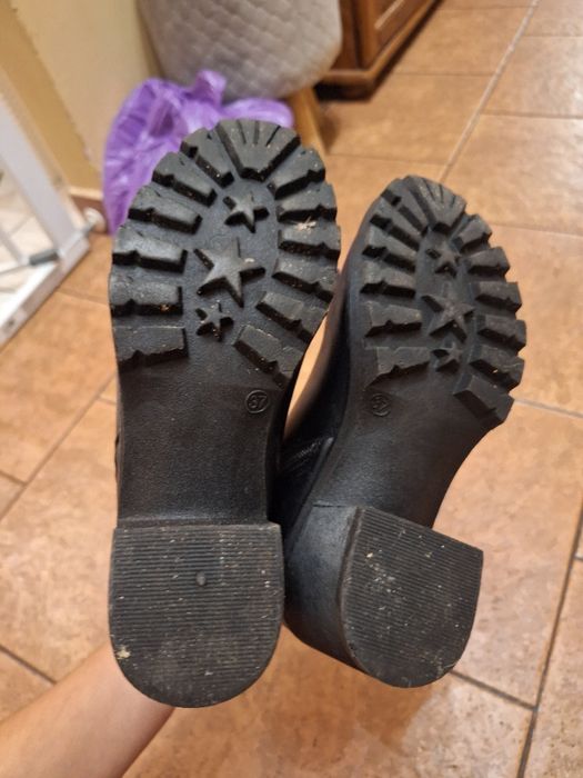 Botki czarne Graceland 37