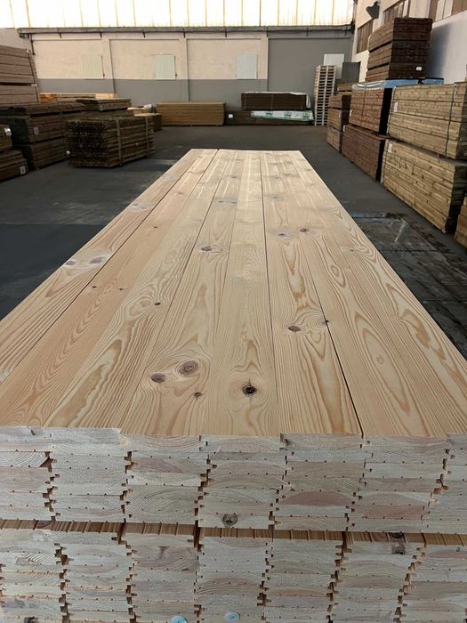 Soalho de Madeira - PINHO APARELHADO com macho-fêmea