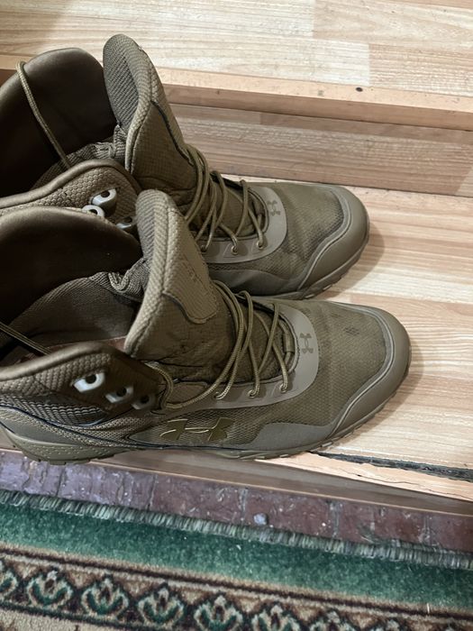 Ботинки Under Armour