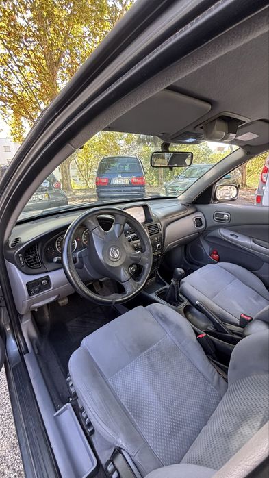 Nissan almera 1.5 foto 5