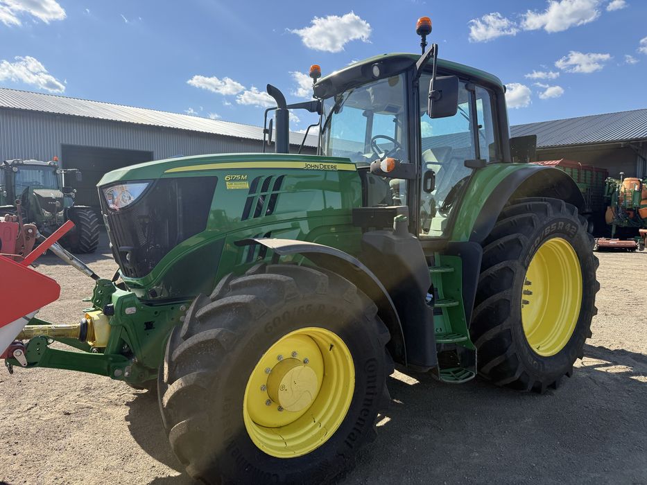 John Deere 6175 M