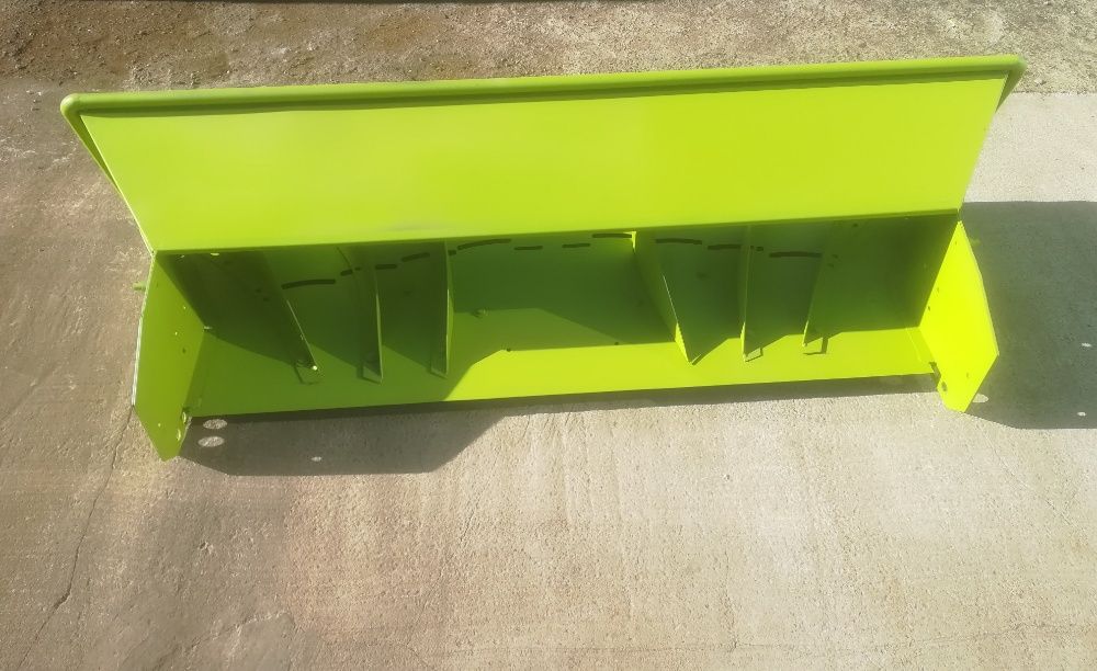 Rozrzutnik pociętej słomy, rozdzielacz plew do kombajnu CLAAS