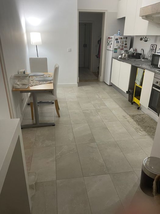 Arrenda-Se apartamento Areeiro