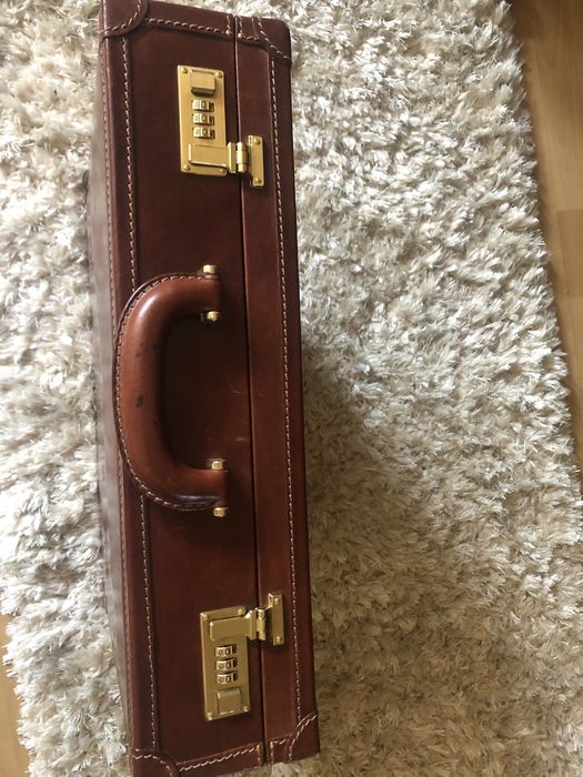 Walizka gładka skóra bydlęca włoskiej firmy Giudi