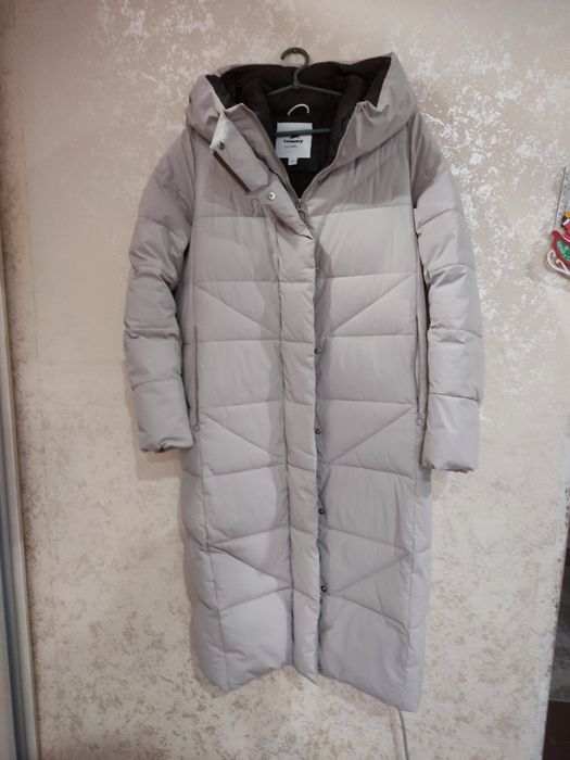 Продам верхній одяг.