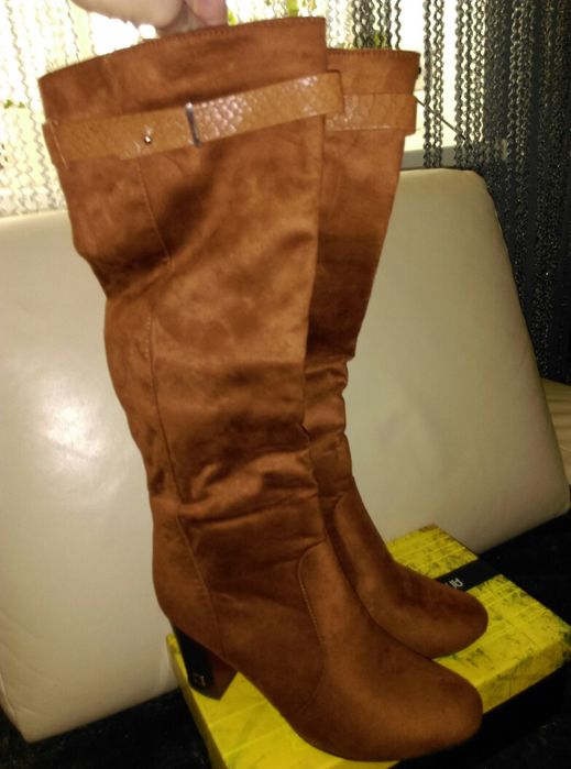 Сапоги демисезонные новые