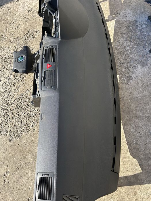 Торпеда консоль Шкода фабія 1 оригінал з аербеком