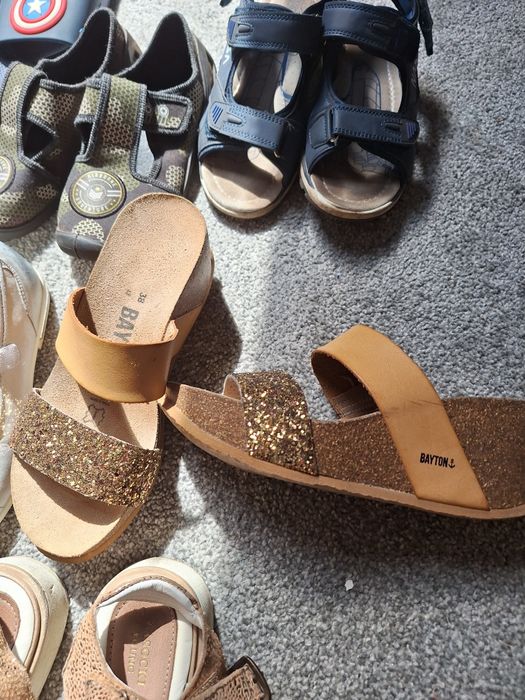 Buty rozmiary od 33 do 38 mało lub wcale nie noszone Bayton Lasocki