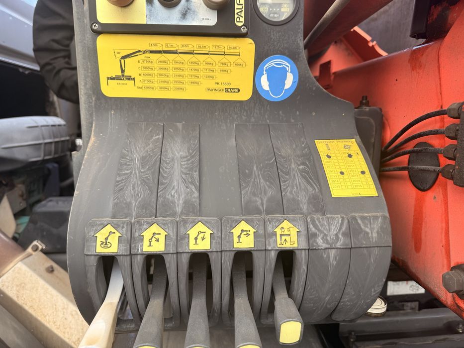 VOLVO FE GRUA PK15500 E ESTRADO 7,50 APENAS 197.000km ##OPORTUNIDADE##