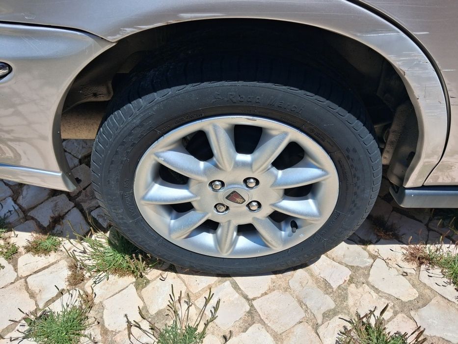 Carro usado a gasolina