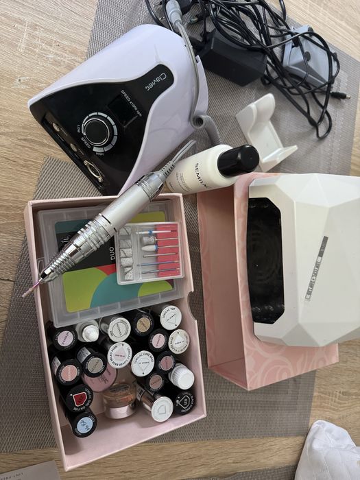 Zestaw do manicure hybrydowego frezarka lampa uv