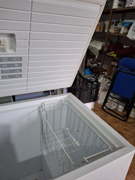 Arca congeladora orizontal 282 litros