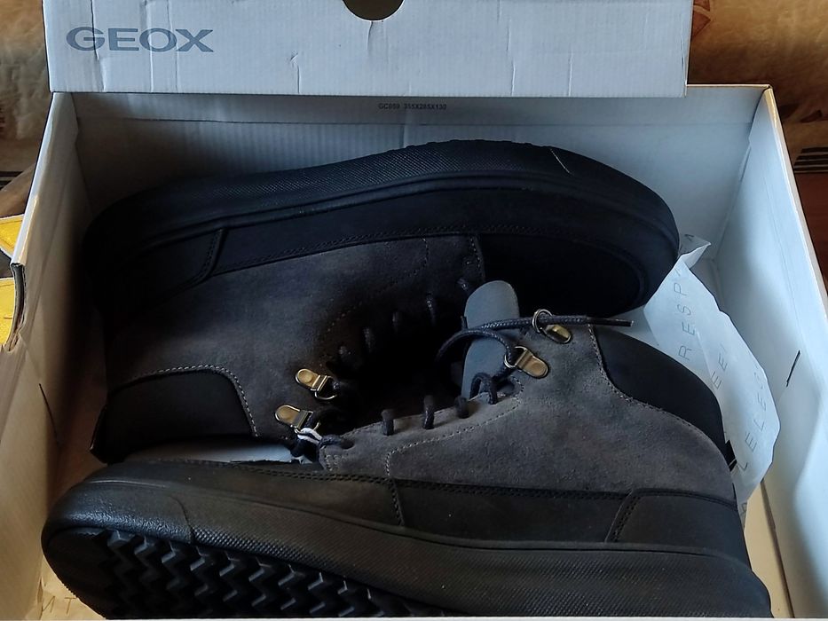 Продам мужские  ботинки GEOX осень -зима 43р.