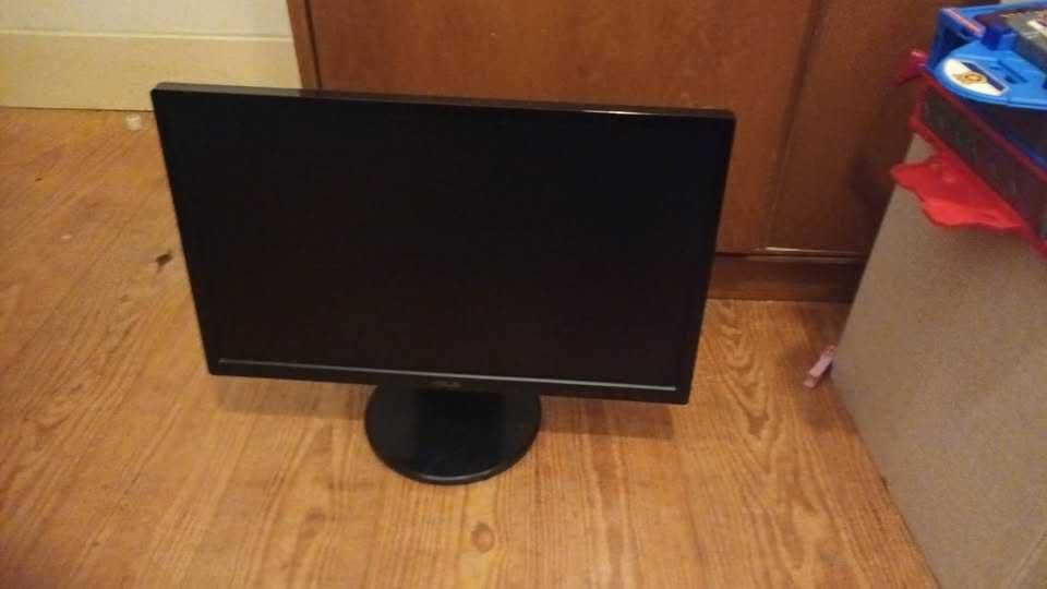 monitor 17" EM PERFEITO ESTADO