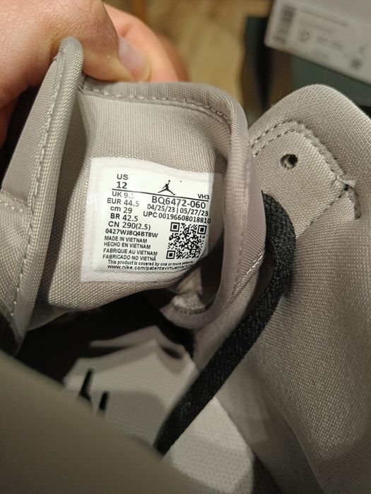 Air Jordan 1 Mid // 44,5 Eur // 29 cm // 12 us