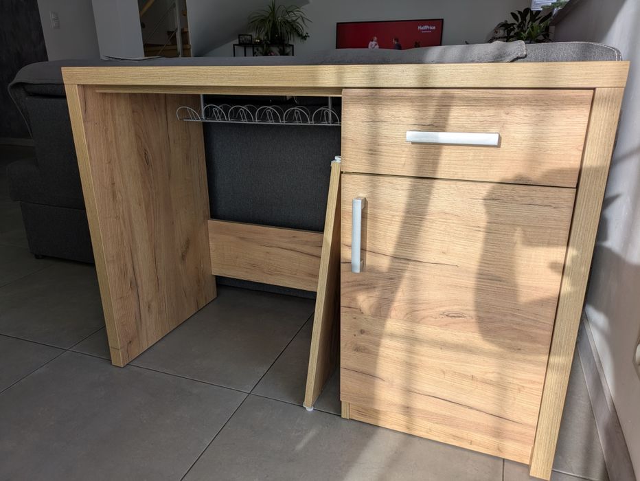 Biurko młodzieżowe