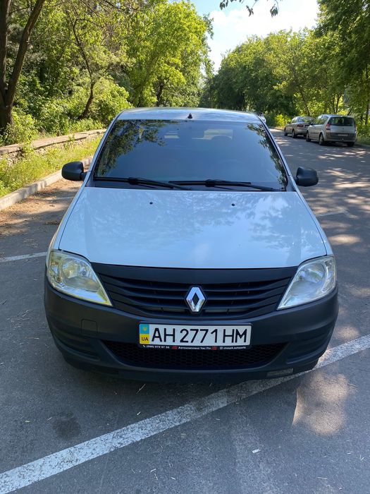 Продам Renault Logan 2011 р. 1.4 газ/бен.