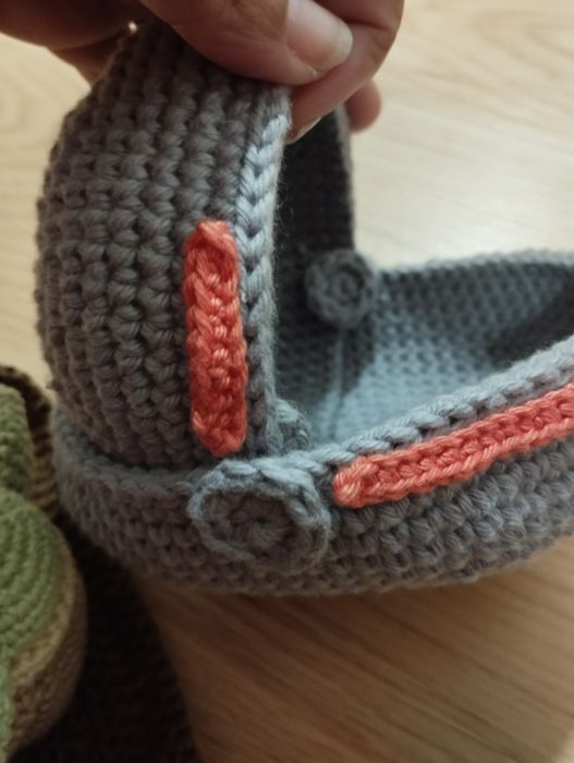 baby Yoda e nave star wars
