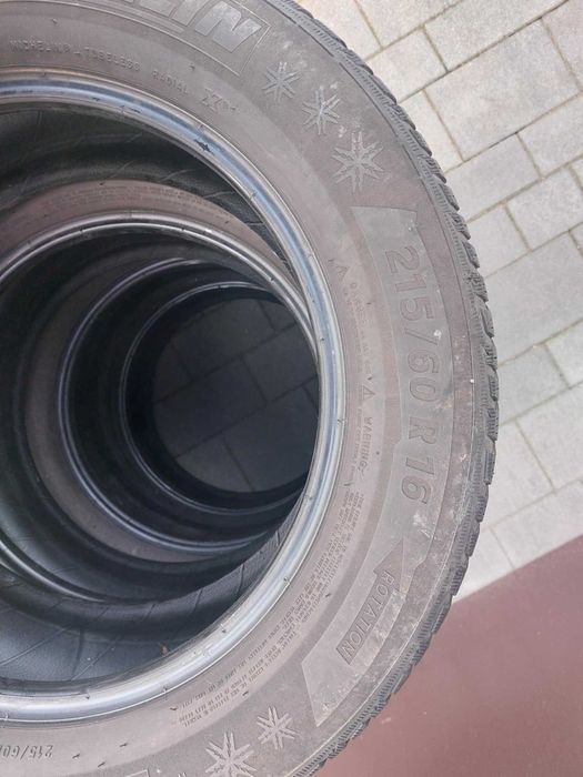 Sprzeda tanio komplet 4 szt.  opon zimowych Michelin Alpin 5 215x60x16