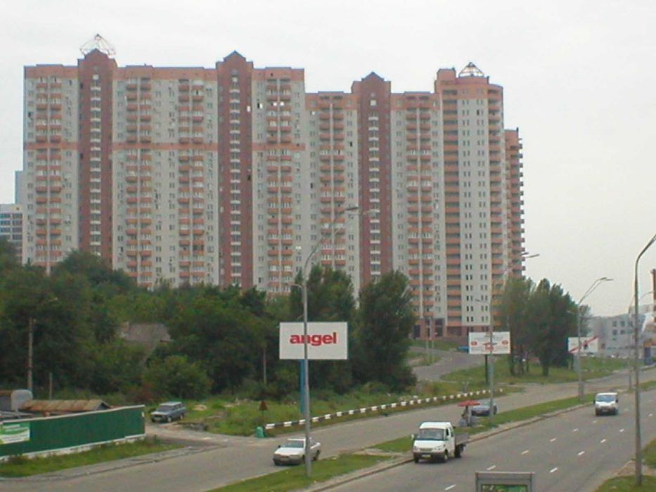 ПРОДАМ нежитлове приміщення – 237 м2. Ст.м.Деміївська