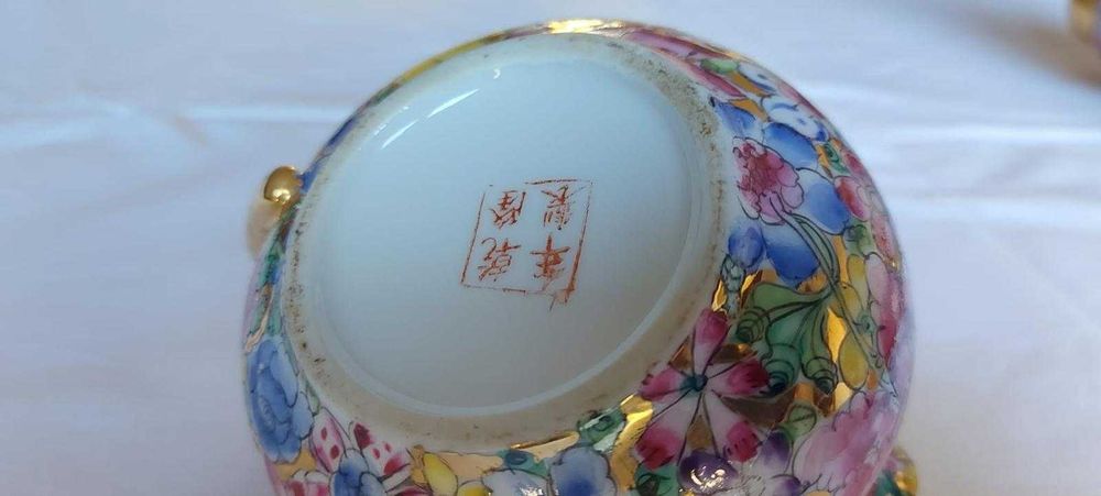 Serviço de chá em porcelana “Mil Flores” de Macau