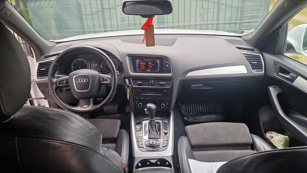 Audi Q5 2.0 TDI S-line