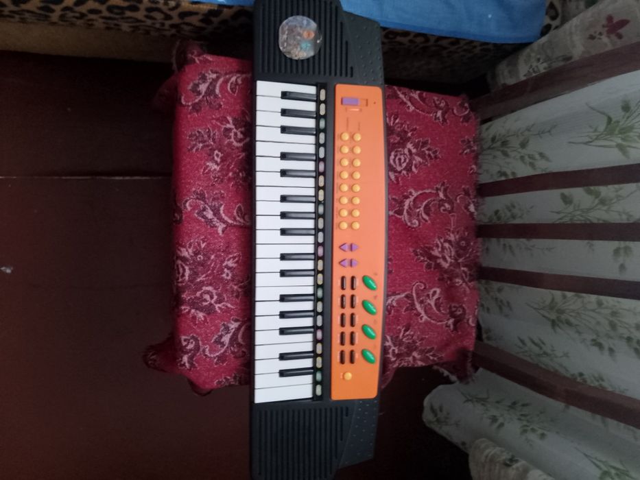 Детское пианино, синтезатор