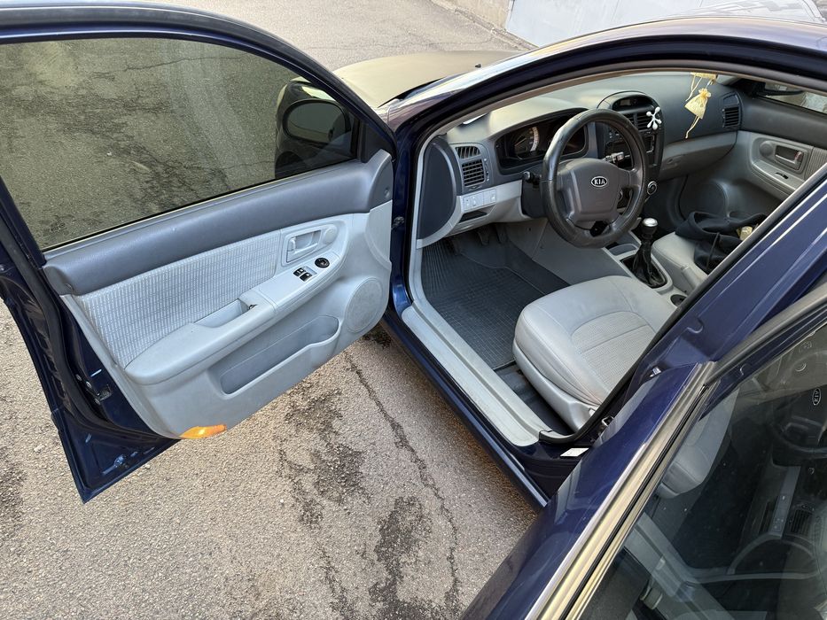 Продам Kia Cerato Lx
