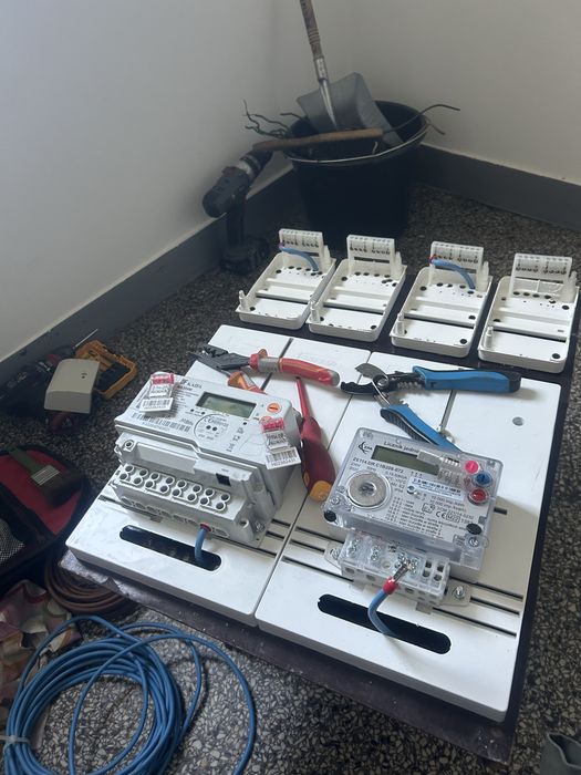 Usługi Elektryk, naprawy, montaż, modernizacja, pomiary elektryczne