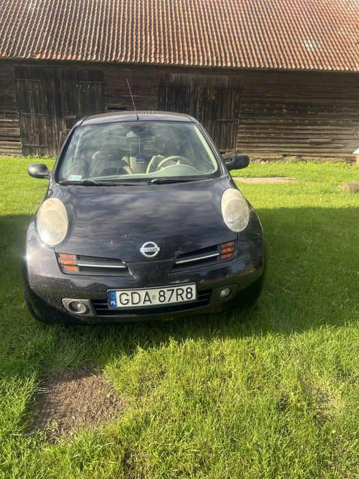 Nissan micra rok 2003, 1,4 benzyna