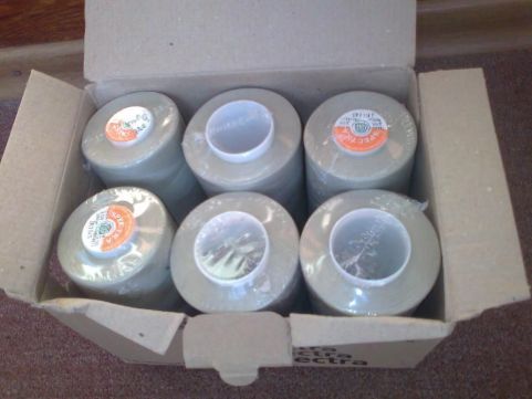 нитки для оверлока