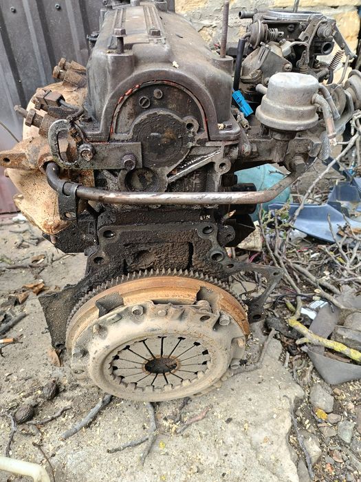 Двигатель мотор mazda e2000 e2200 kia besta