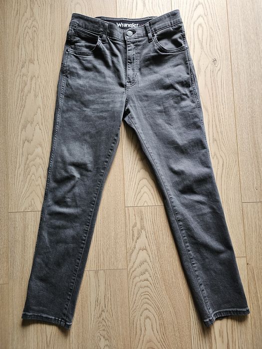Jeansy Wrangler model Larston free to stretch W31 L30