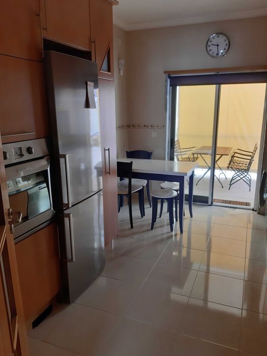 Apartamento T2 Urbanização Moinho do Guizo