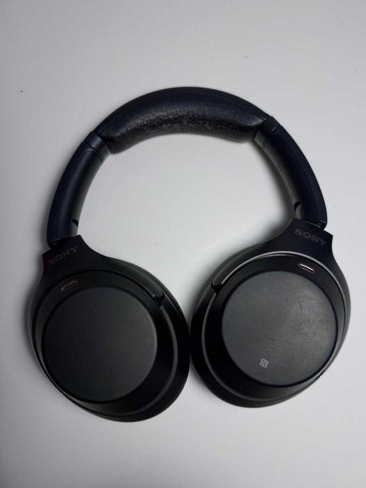 Sony WH-1000XM3 - Auscultadores com Noise Cancelling Premium