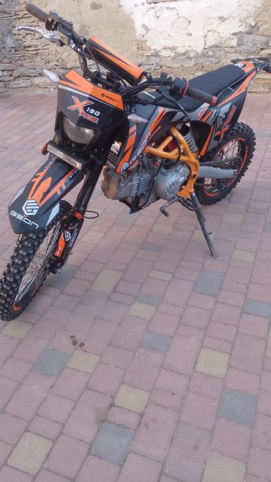 Продається Піт байк Geon Xride 190 в хорошому стані..