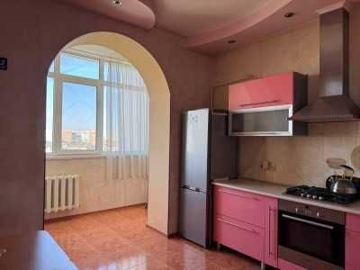 2-комнатная квартира по адресу ул. Радужный м-н (площадь 75 м²) - Atlanta.ua - фото 2